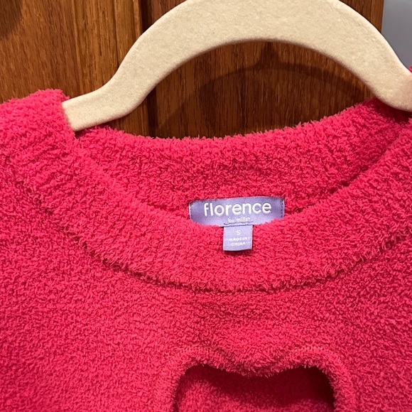 Chic Heart Cutout Sweater in Bold Pink - Picture 4 of 8